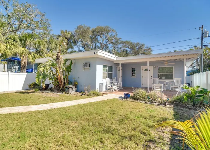 Florida Unit Steps From Indian Rocks Access! Apartment Clearwater Beach